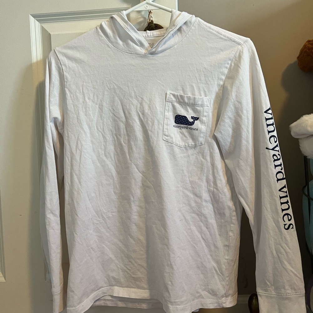 Vineyard Vines hooded long sleeve tee